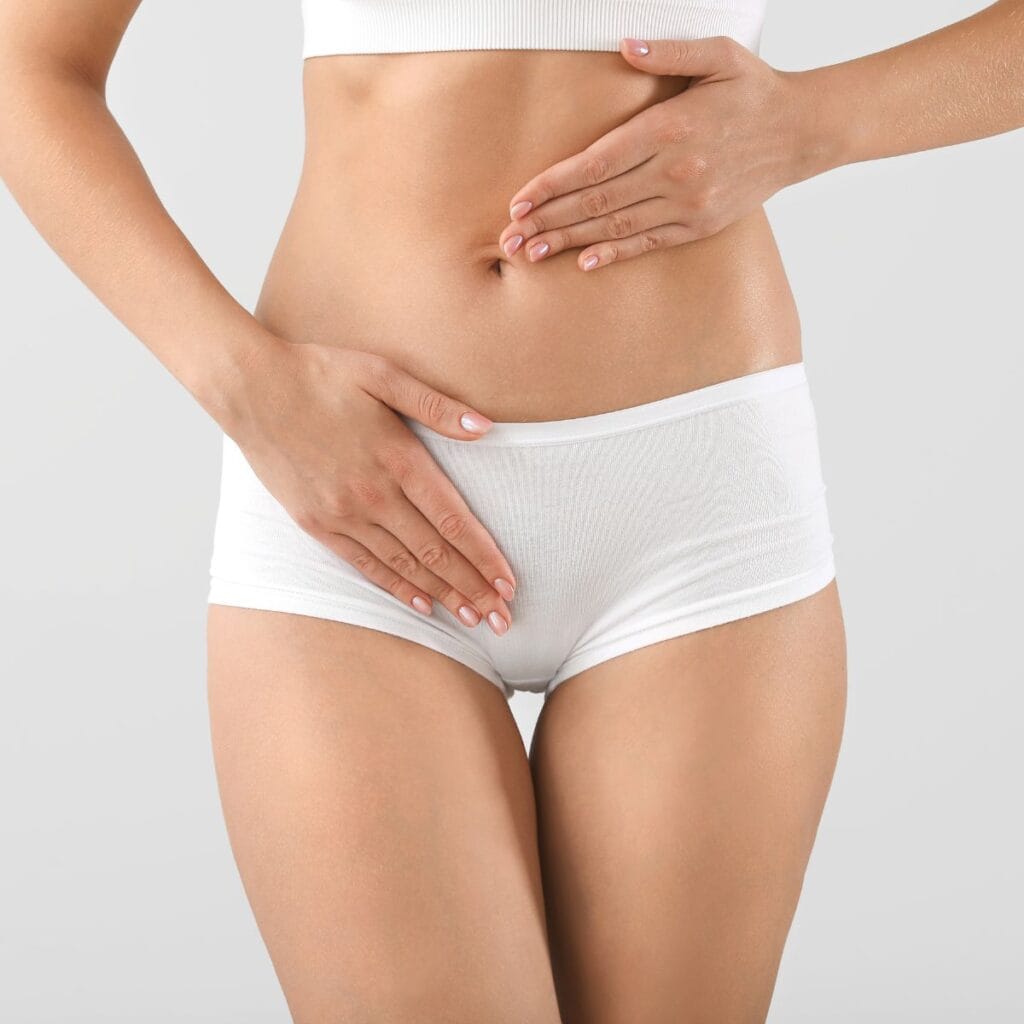 Monsplasty: What It Is, Benefits, and What to Expect Patient consultation for monsplasty in Istanbu