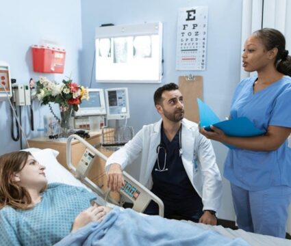 Как междуведомственото сътрудничество подобрява резултатите за пациентите